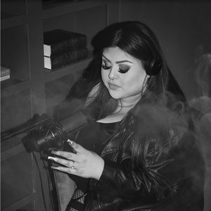 Meet your Posher, Priscilla